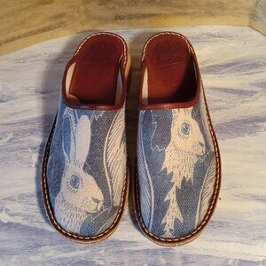Docksta "Hares in Hiding" Mules Woman size 8.5 / EU size 39